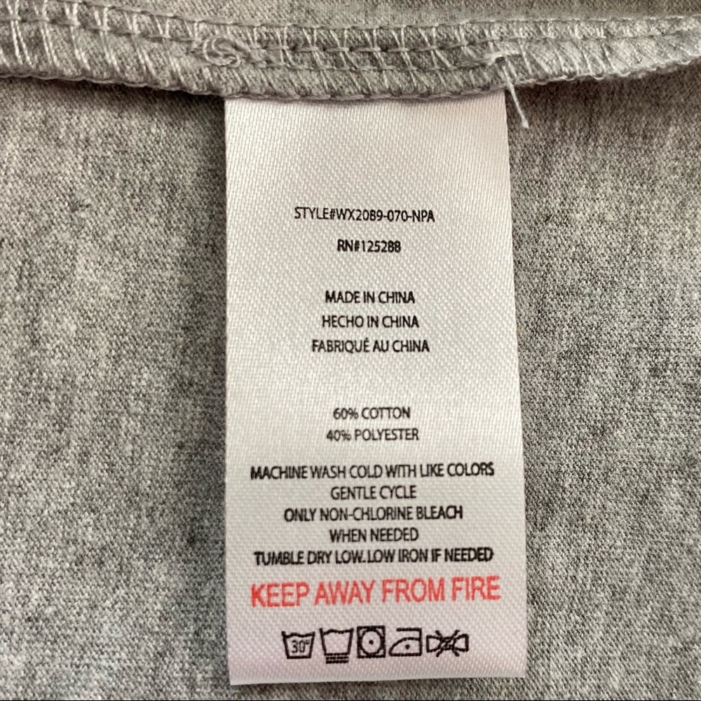 NWT Rae Dunn RUN T-shirt - Picture 5 of 7